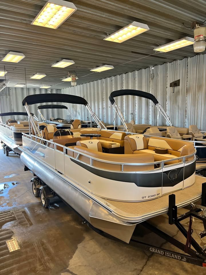 2024 GRAND ISLAND GT 2380 RF