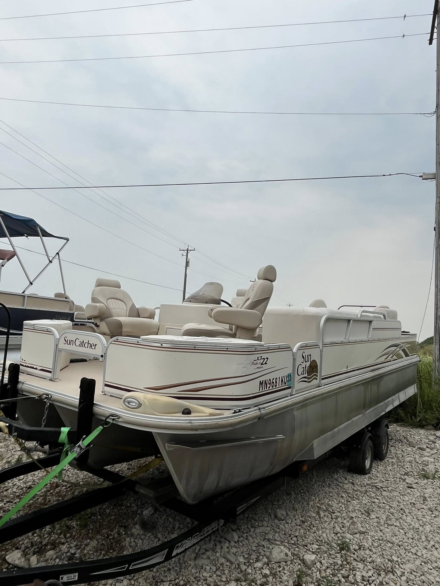 2008 G3 22’ Tri-Toon