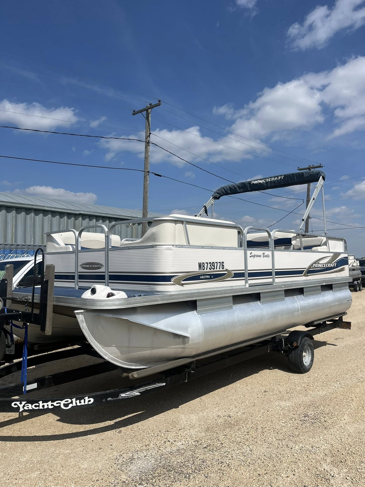 2005 Princecraft Vectra 180 Pontoon