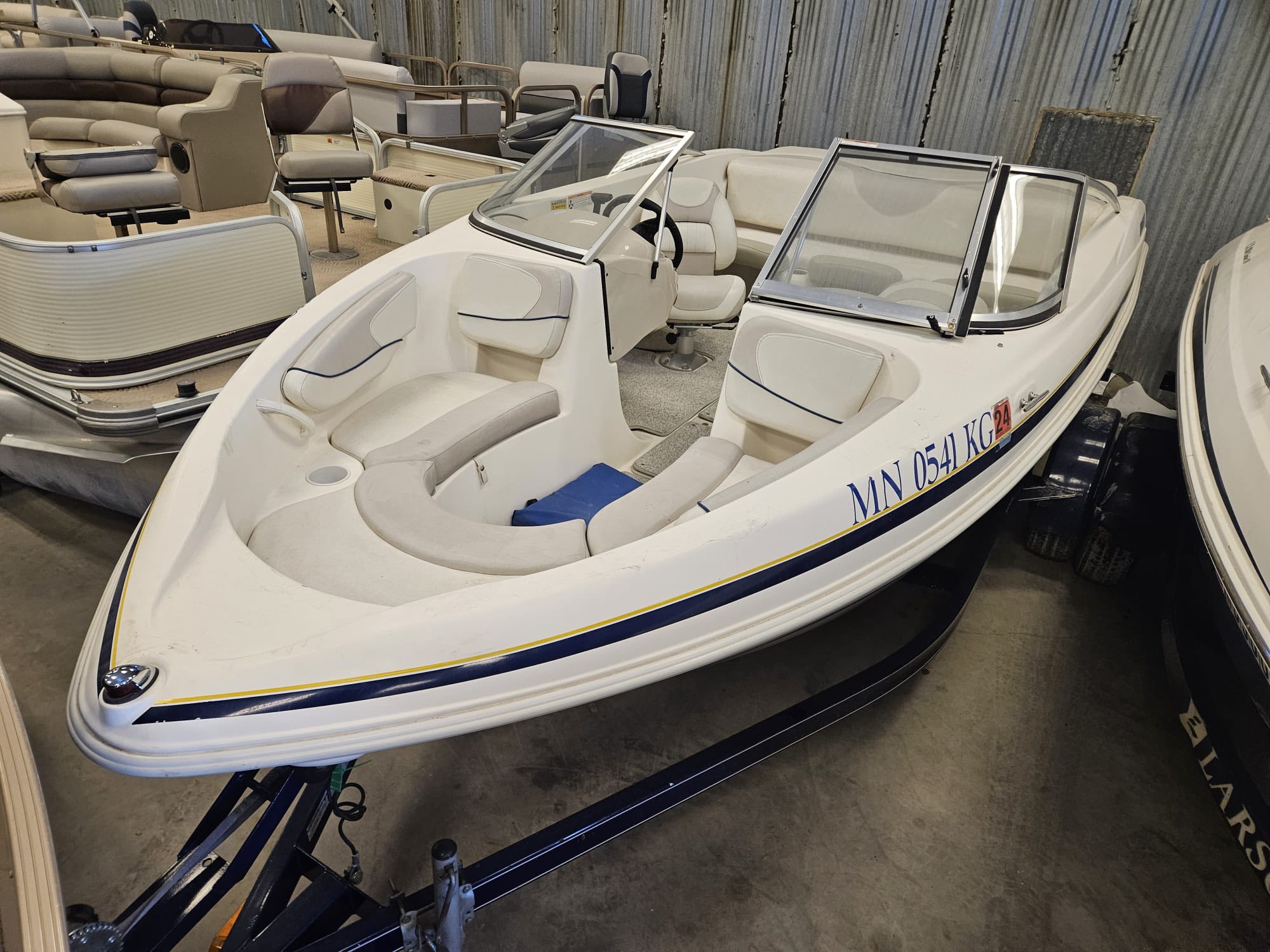 2007 Glastron MX-175