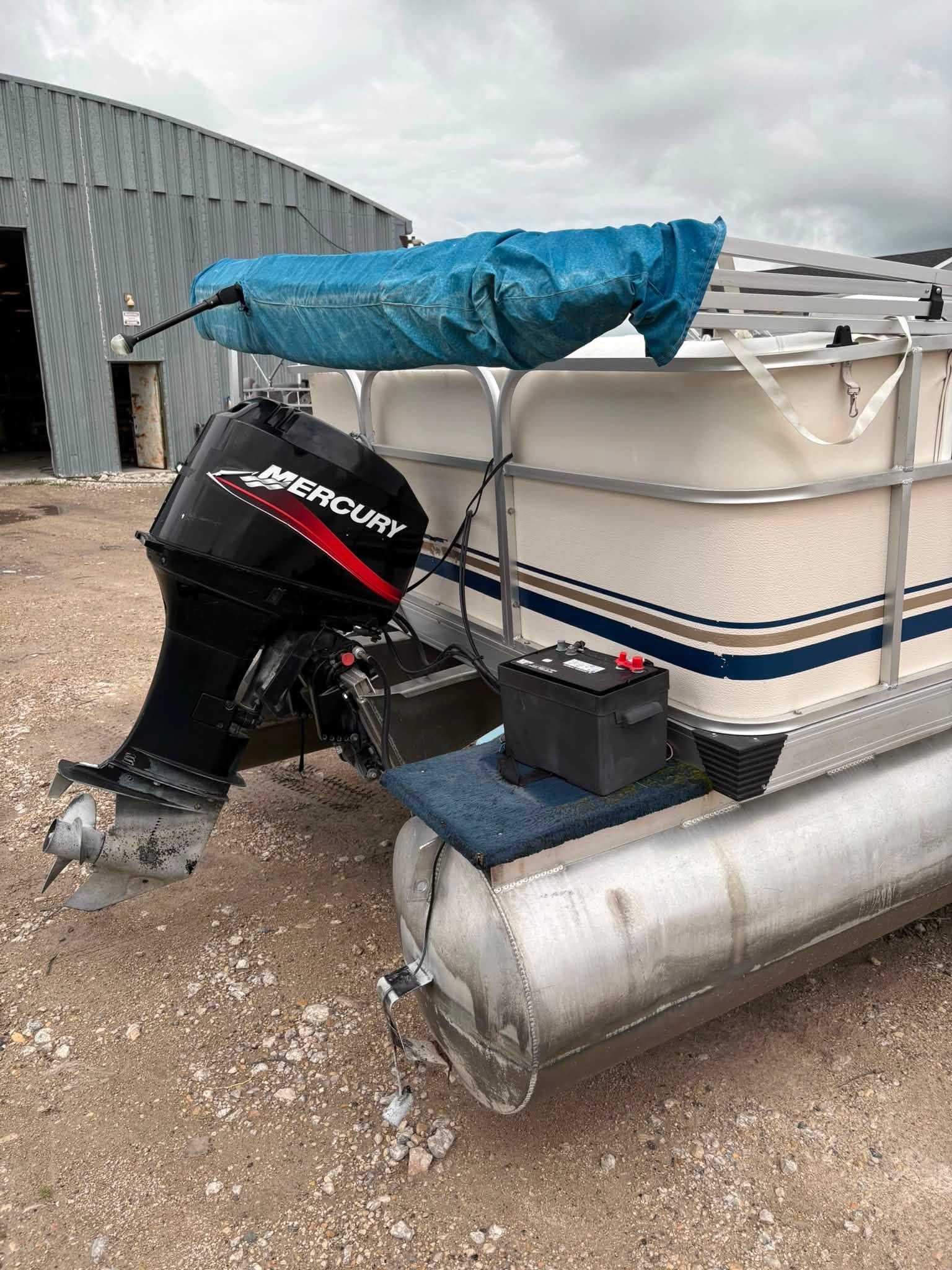 Pontoons at $5995?? YUP! (Forester) - Image 4