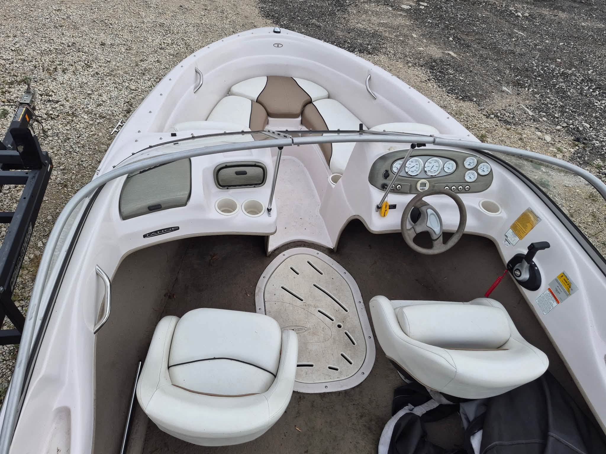 2005 Tahoe 195 Bow Rider - Image 7